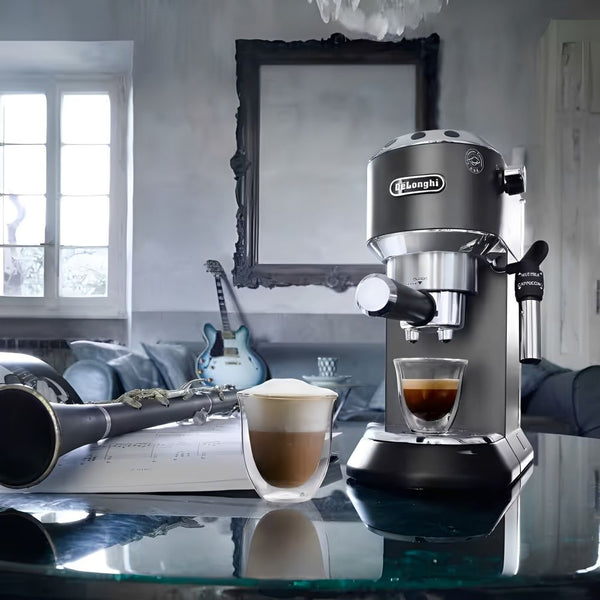 CAFETERA DELONGHI ESPRESSO DEDICA BLACK 952/399 220V